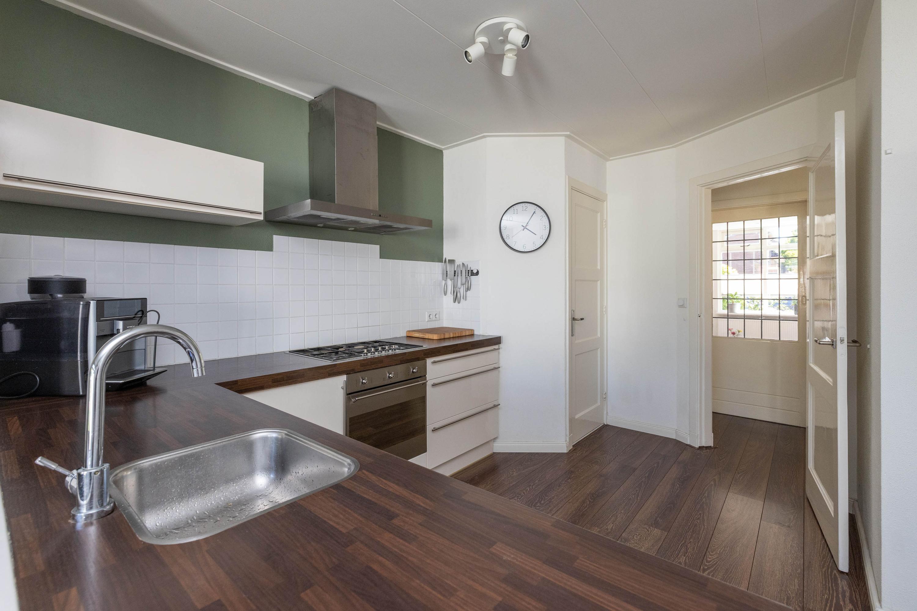 Tussenwoning te koop: Sloetsweg 52, Hengelo