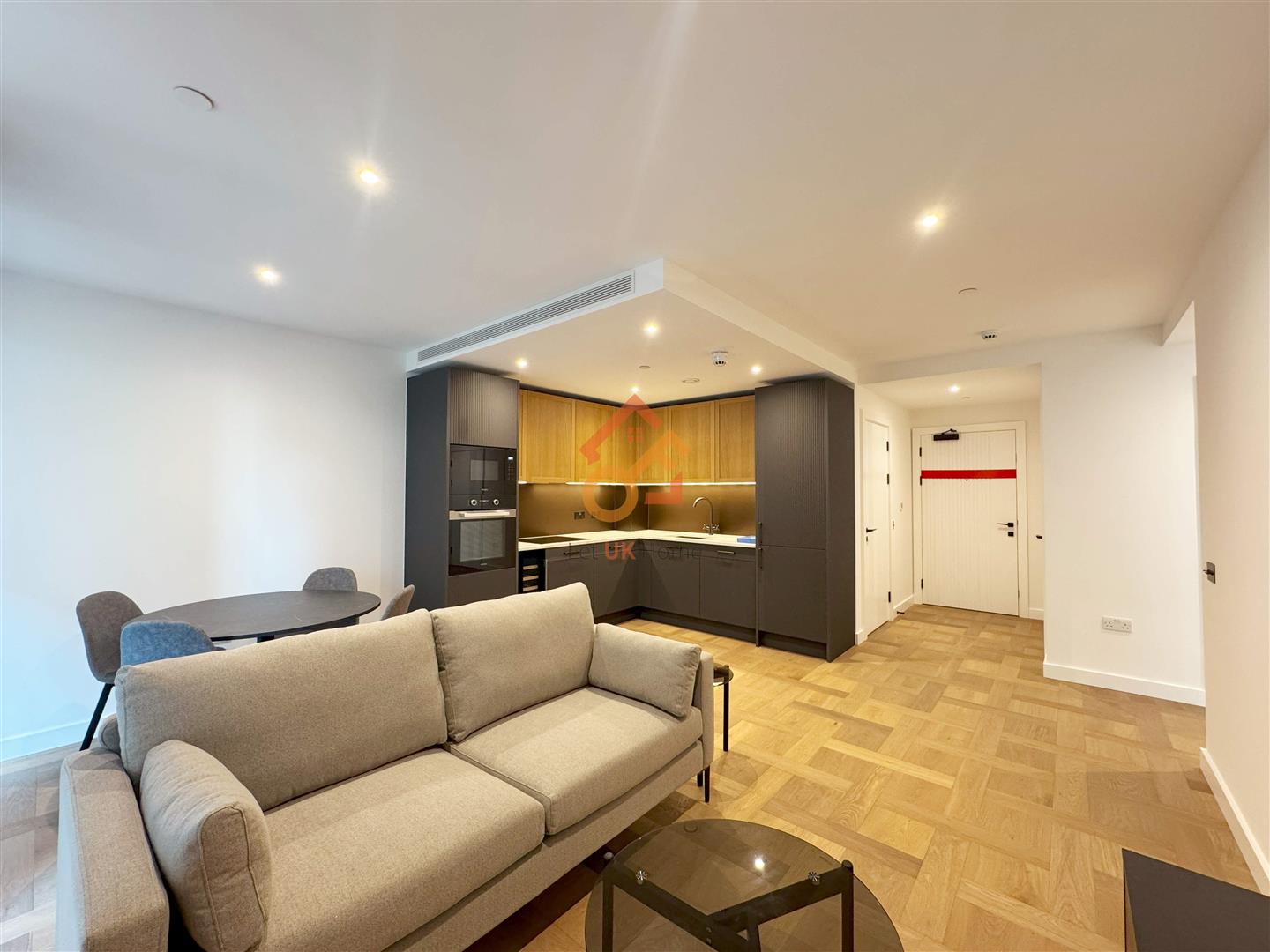 Flat Pennington Quay Walk in Greater London