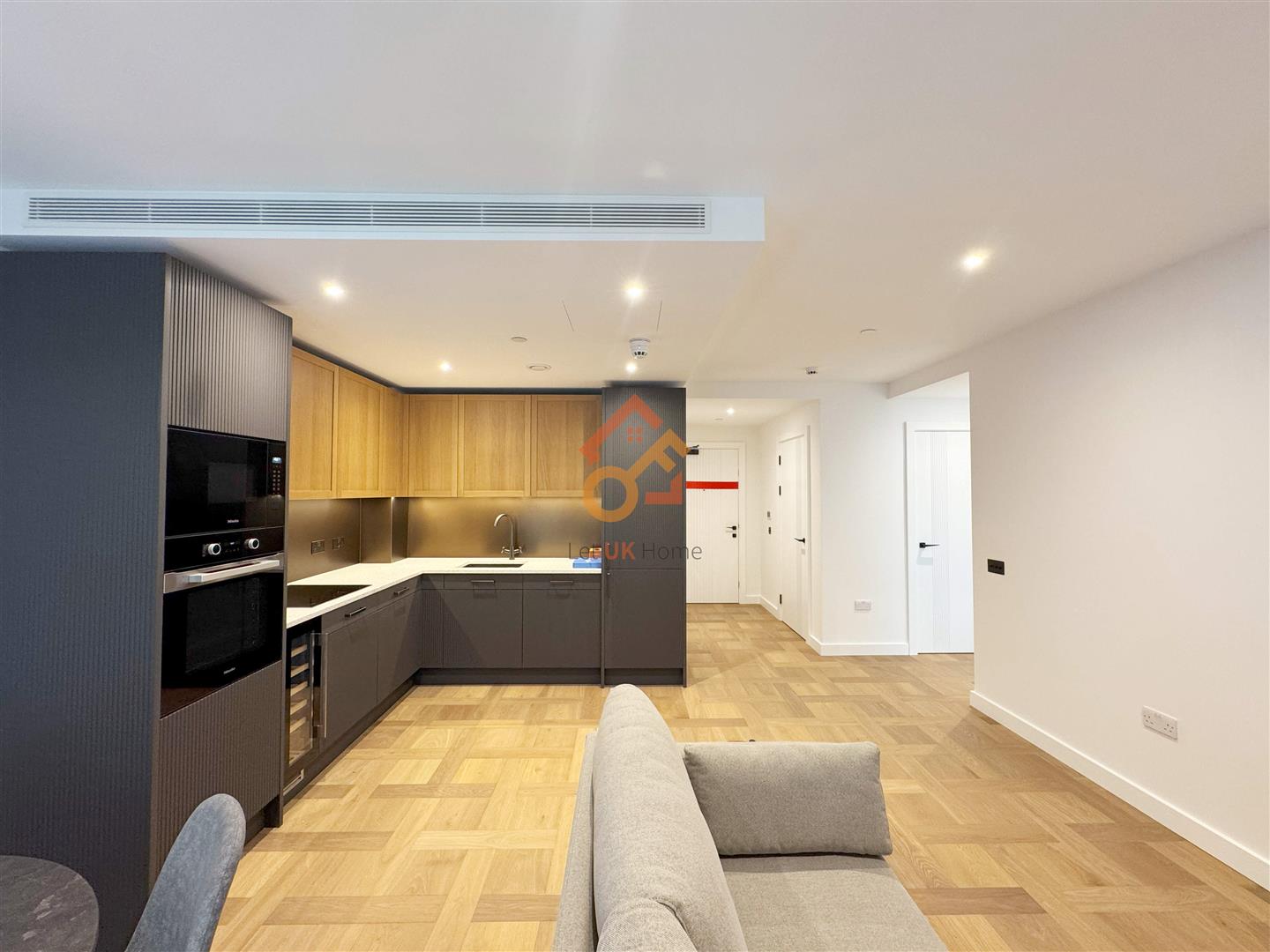 Flat Pennington Quay Walk in Greater London