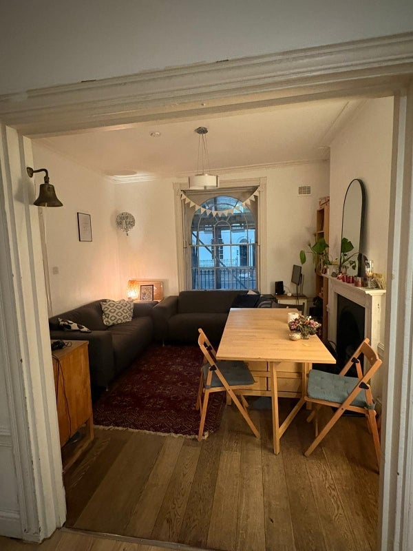 Room St. John Street in Greater London