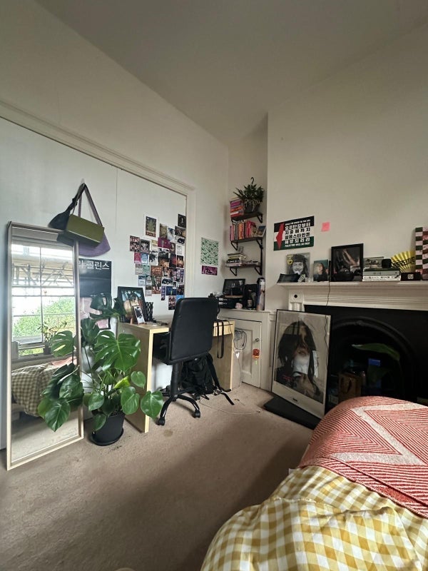 Room St. John Street in Greater London