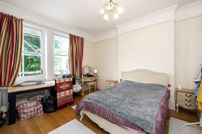 Flat Priory Road in Greater London