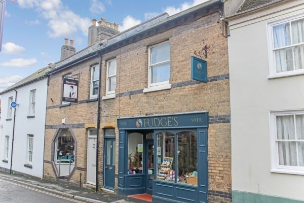 Flat Durngate Street in Dorchester