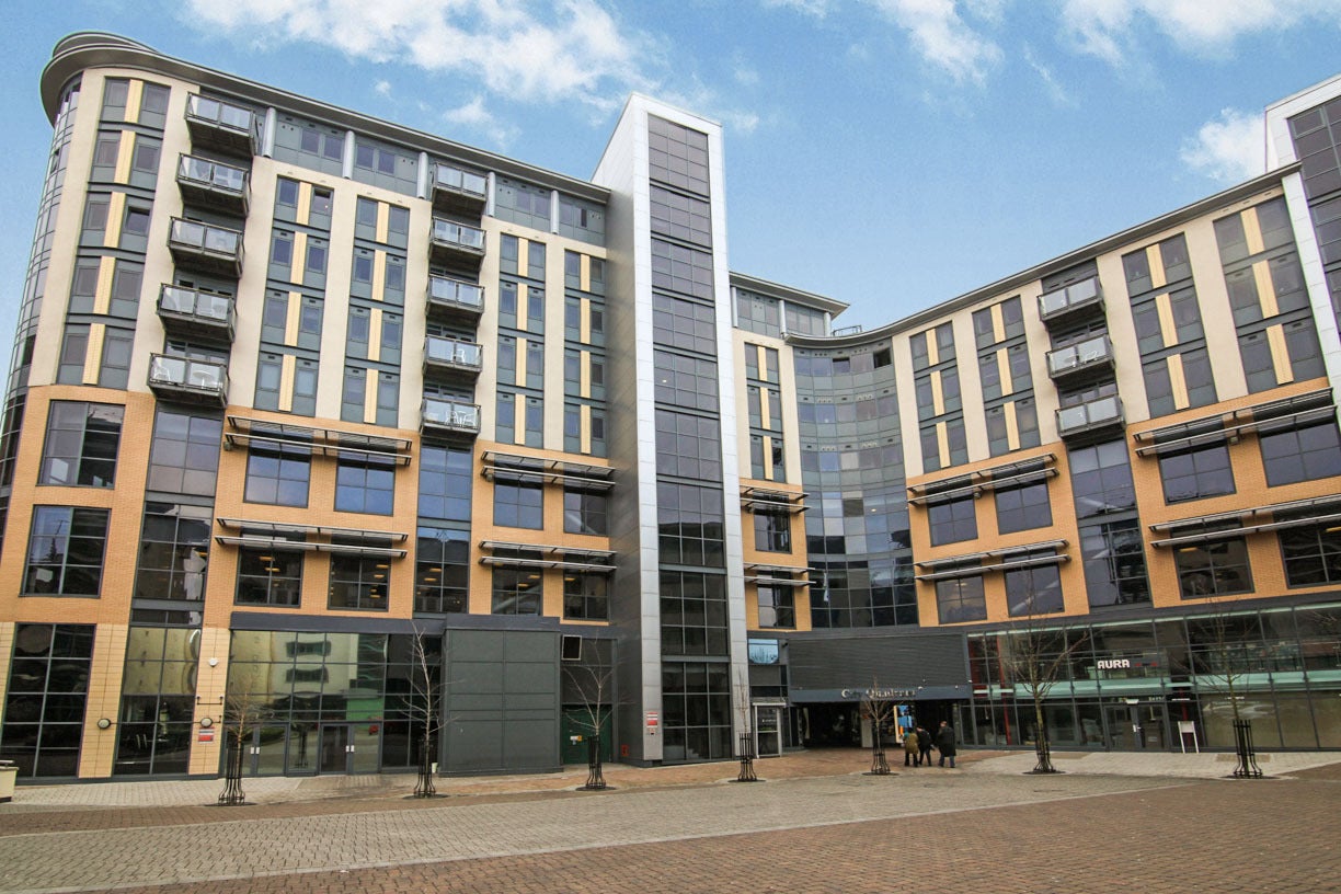 Flat Waterloo Square in Newcastle upon Tyne