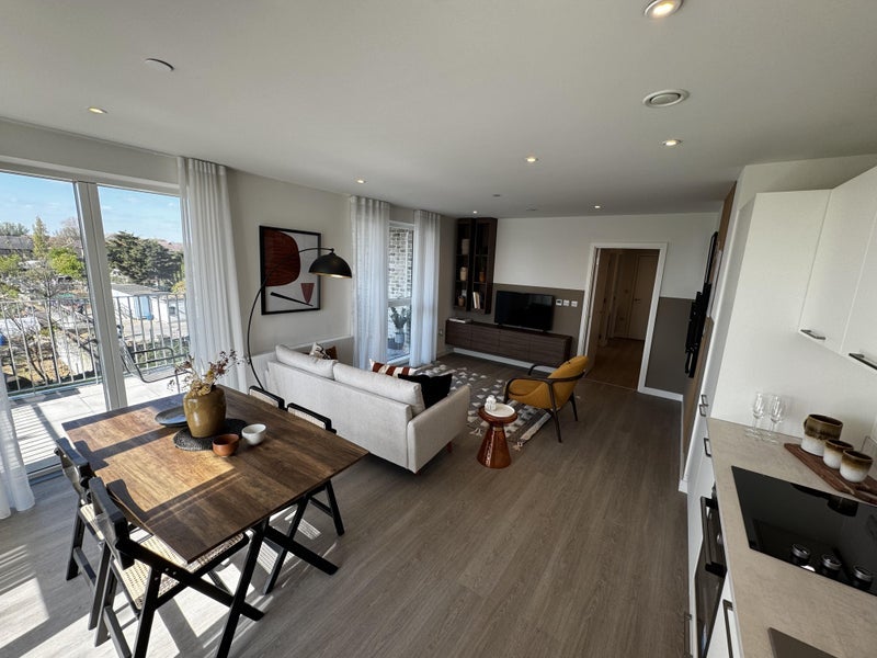 Room Osier Way in Greater London
