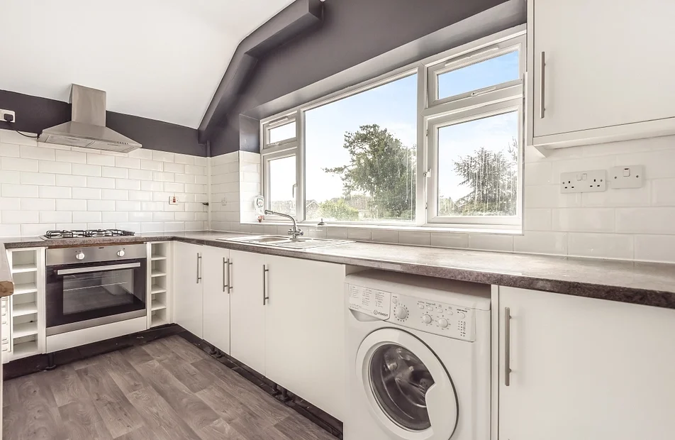 Flat Prince's Plain in Greater London