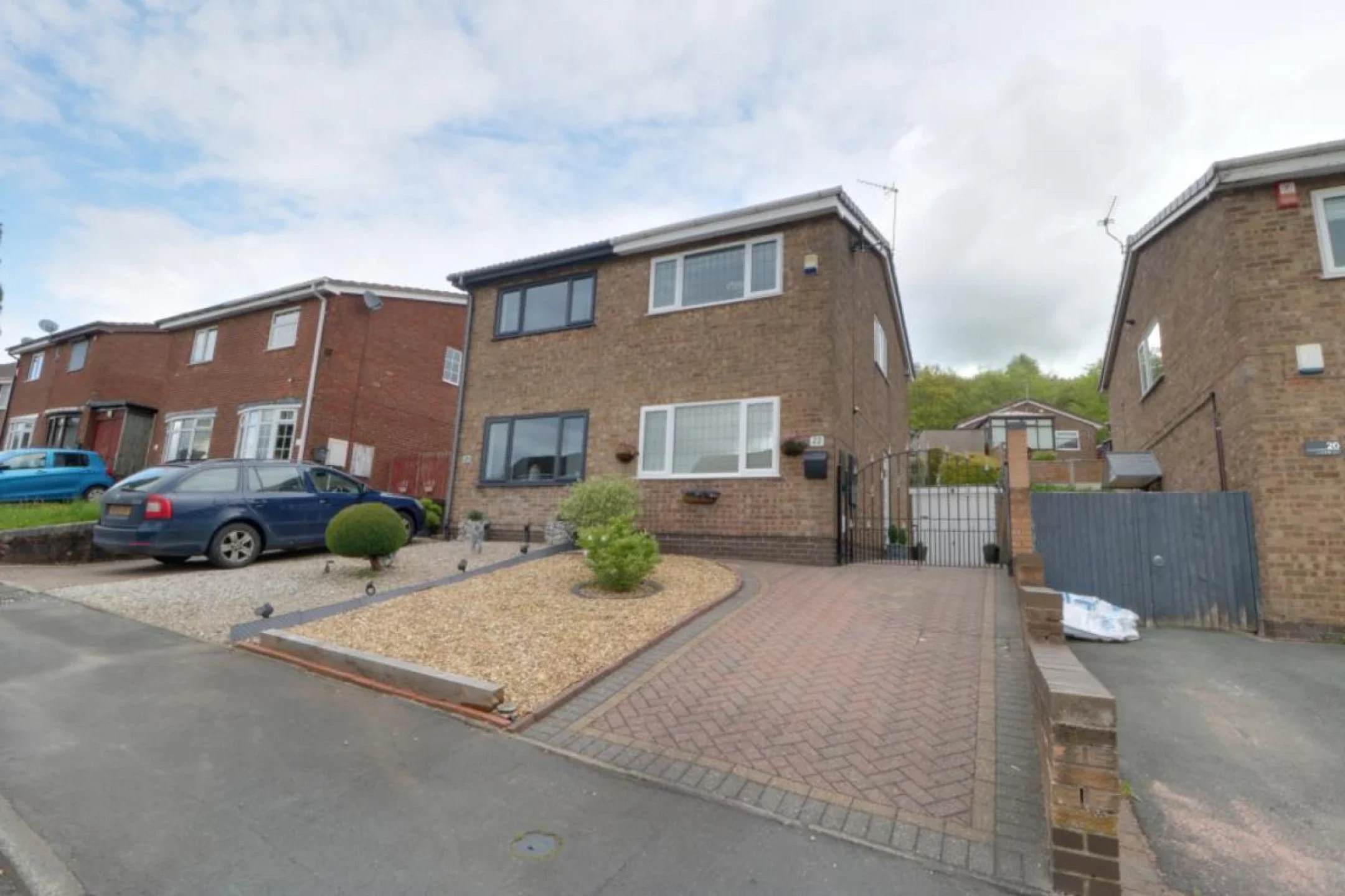 House Linacre Way in Stoke-on-Trent