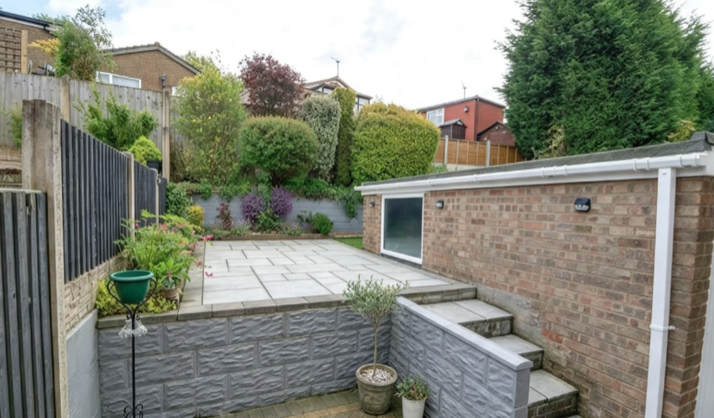 House Linacre Way in Stoke-on-Trent