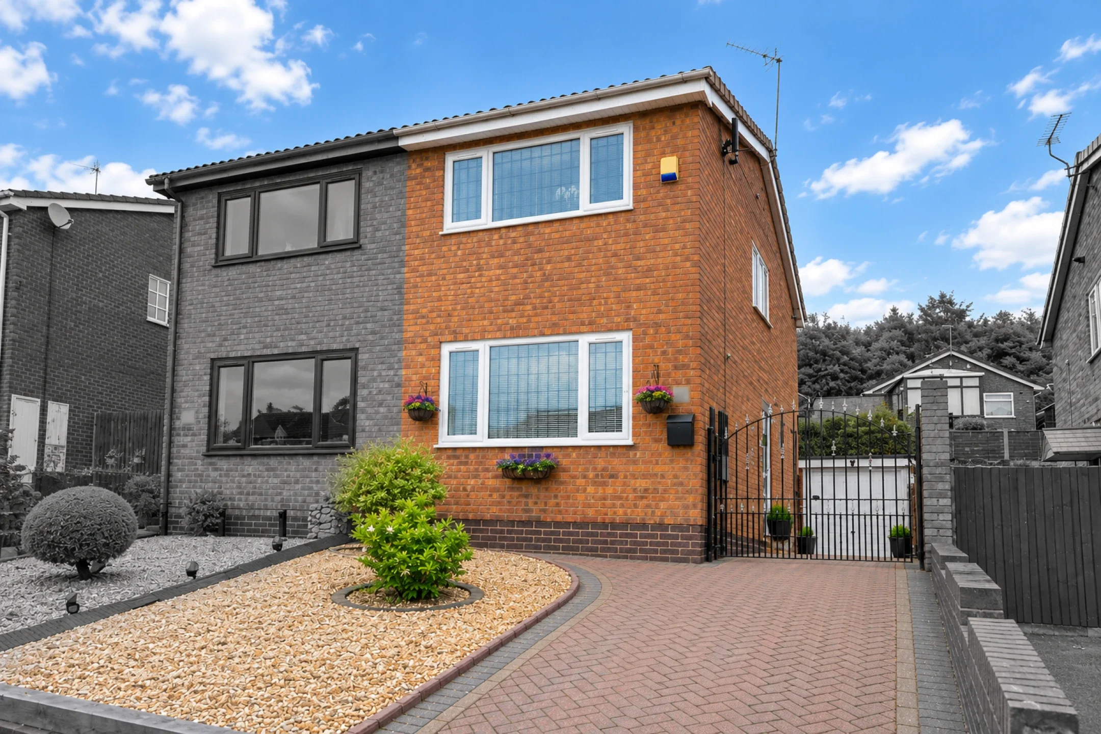 House Linacre Way in Stoke-on-Trent