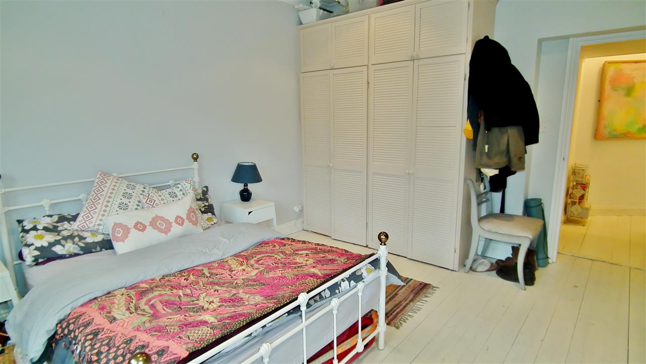 Flat Tufnell Park Road in Greater London
