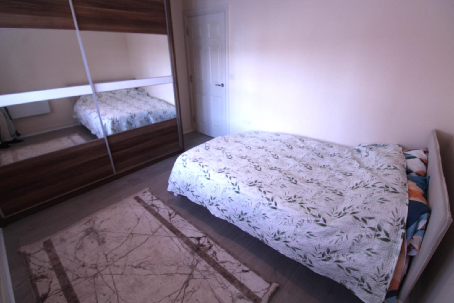 Flat Bromley Close in Harlow