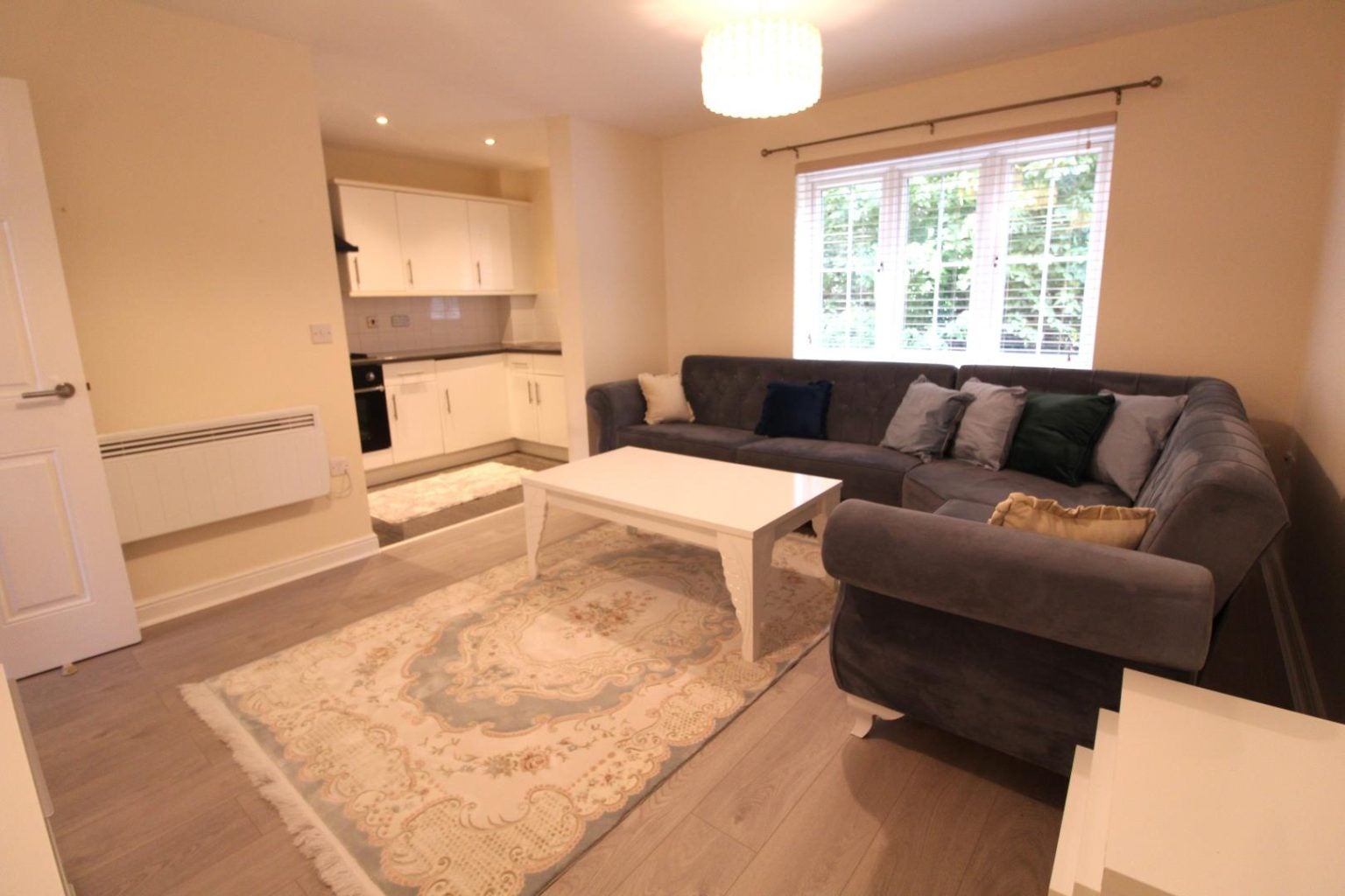 Flat Bromley Close in Harlow