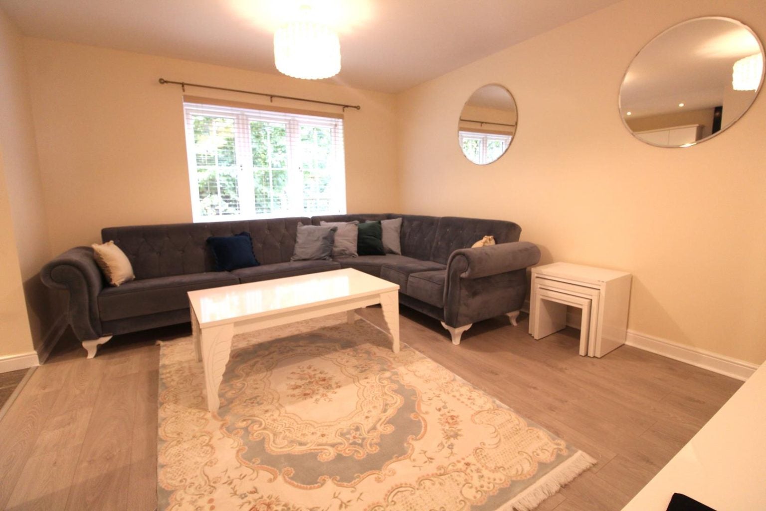 Flat Bromley Close in Harlow