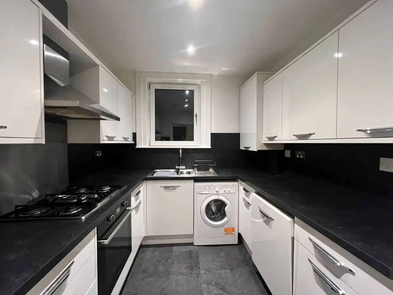 Flat Parkhead Loan in City of Edinburgh