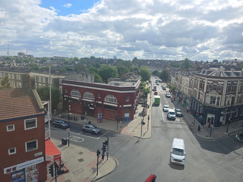 Flat Dartmouth Park Hill in Greater London