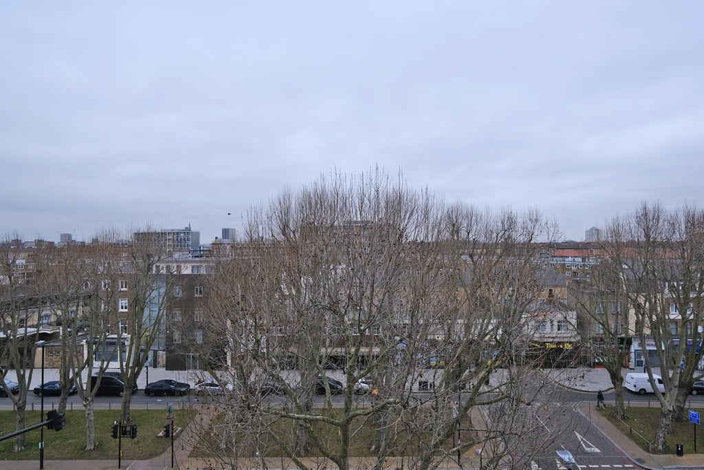 Room O'Leary Square in Greater London