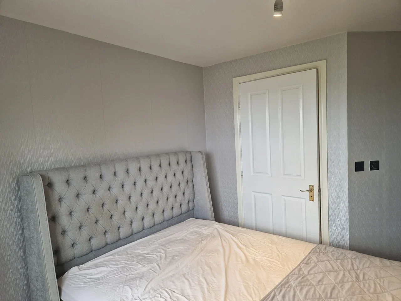 Room Macarthur Close in Greater London