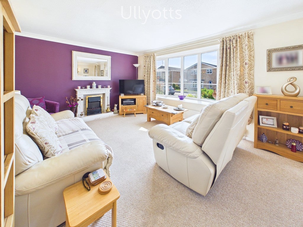House Chestnut Close in Bridlington