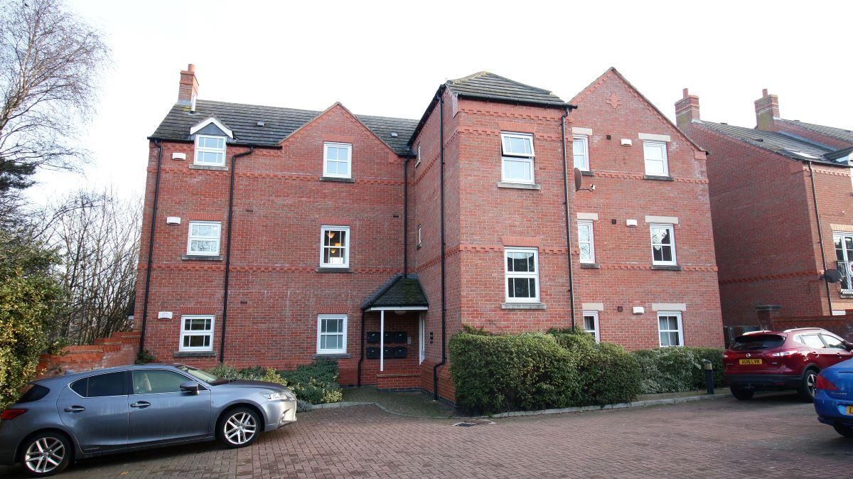 Flat Munnmore Close in North West Leicestershire