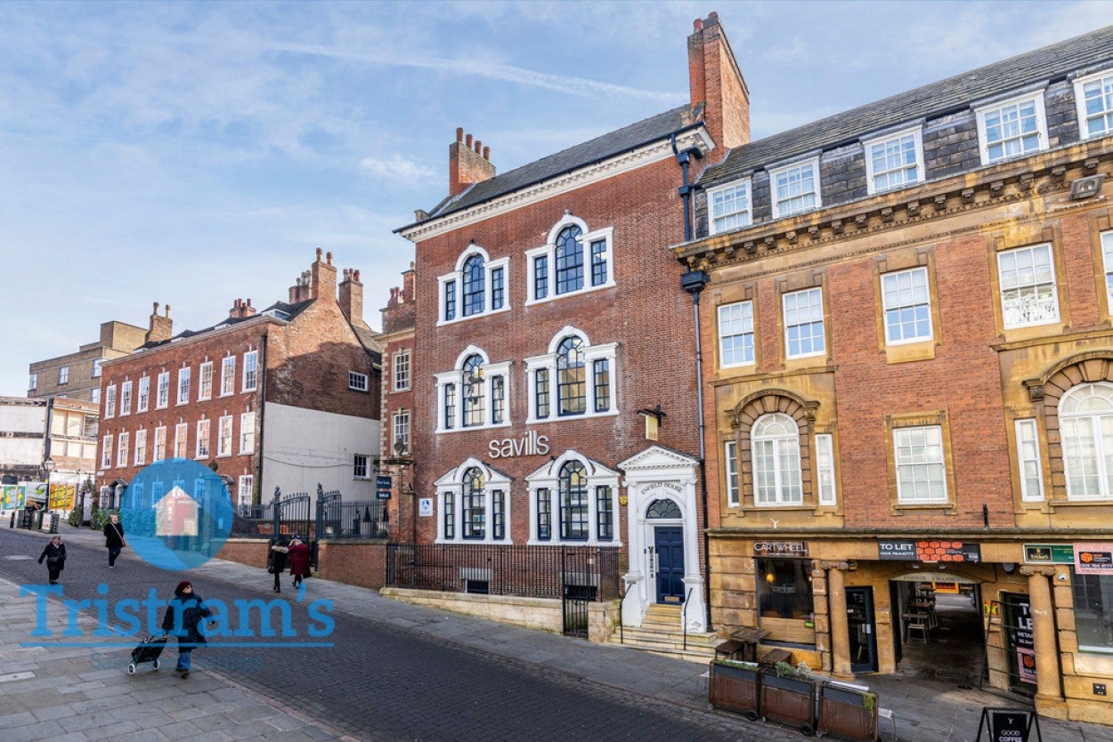 Flat Low Pavement in Nottingham