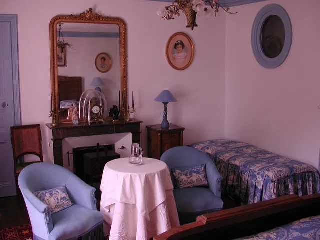 Room L'Aquitaine in Suèvres