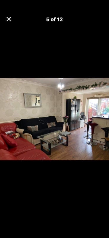 Room Blackwatch Road in Coventry