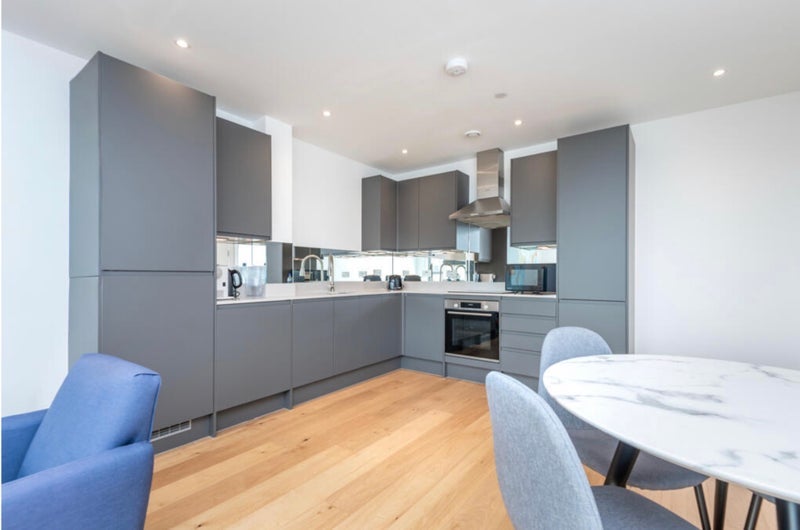 Room Webber Street in Greater London