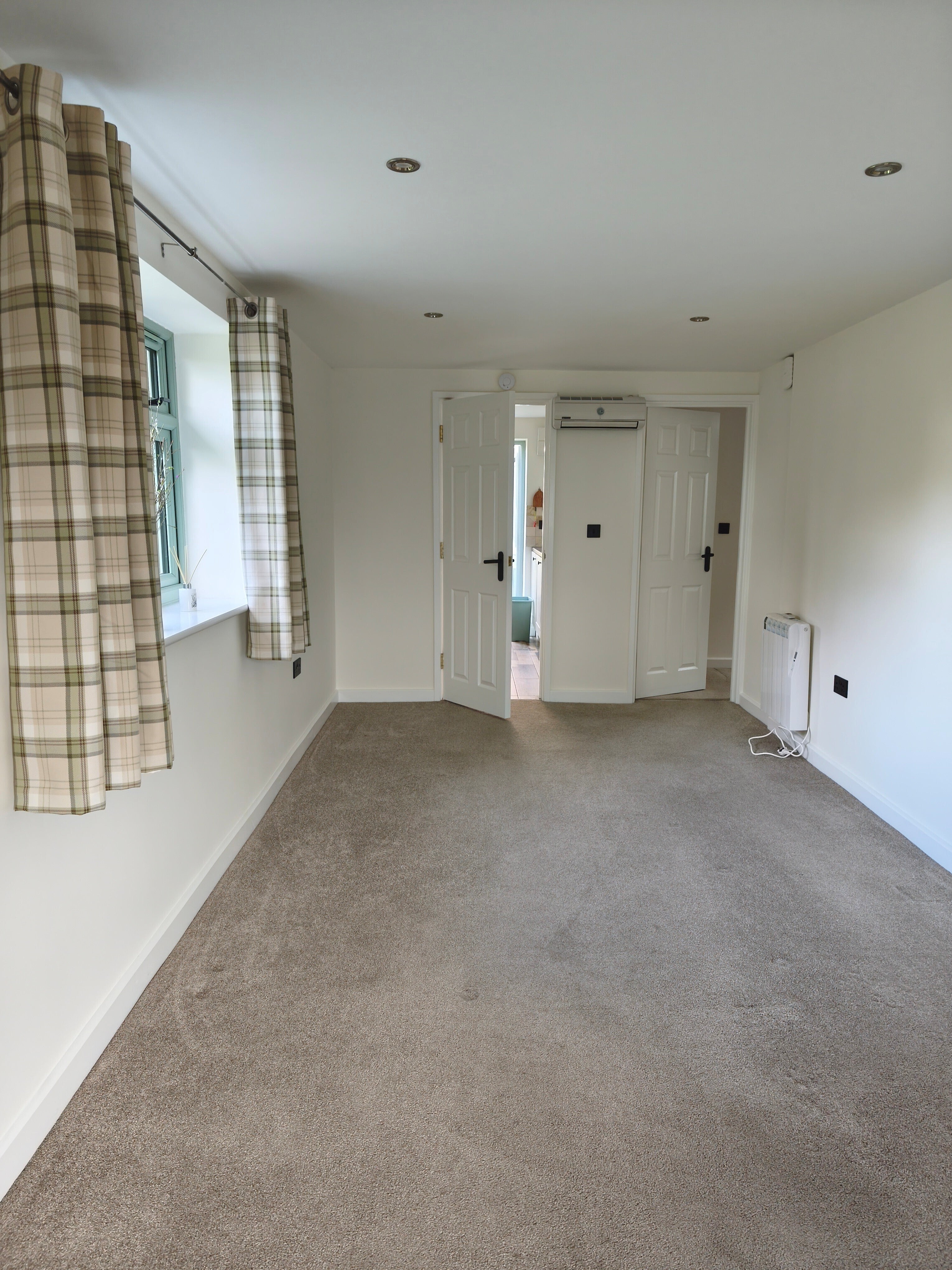 Flat Curslow Lane in Wyre Forest