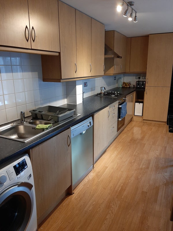 Room West Arbour Street in Greater London