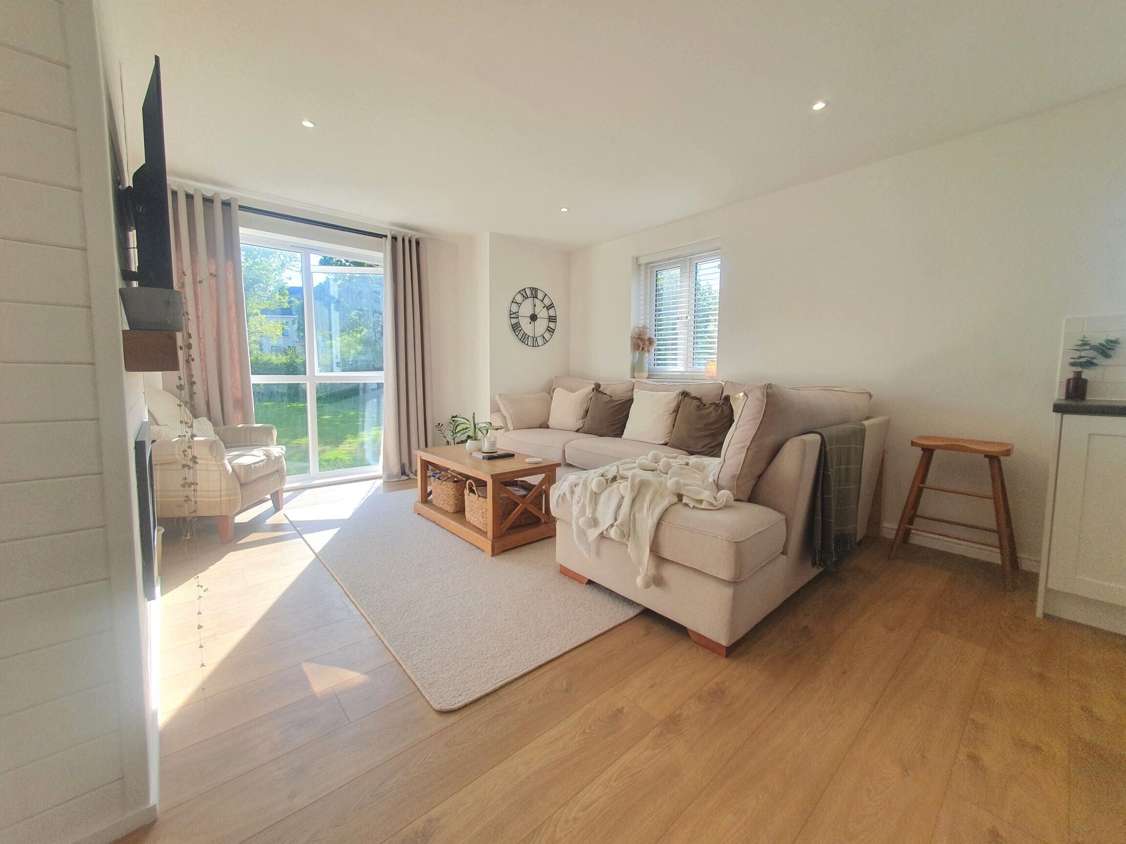 Flat Chicory Close in Teignbridge