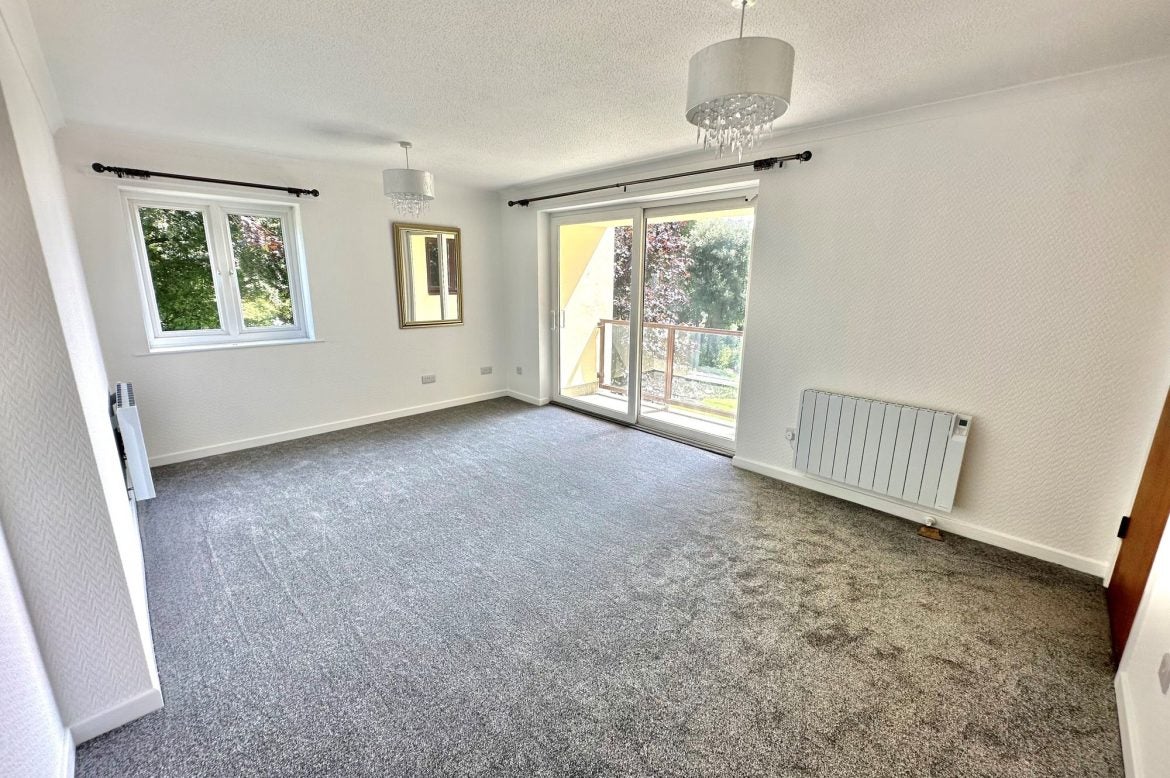 Flat Upper Braddons Hill Road in Torquay