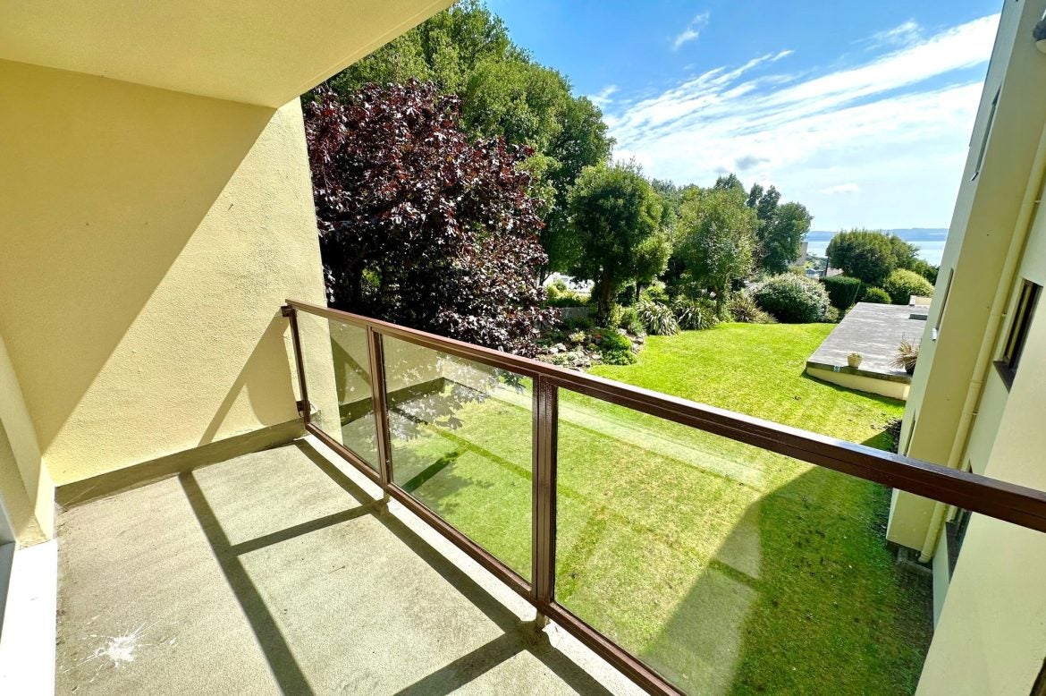 Flat Upper Braddons Hill Road in Torquay