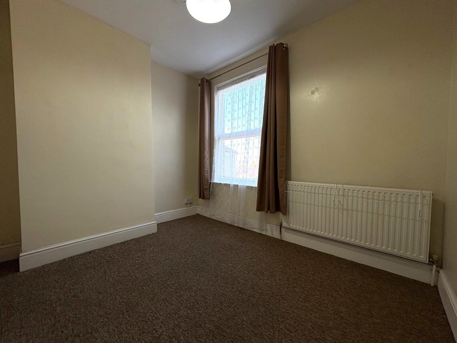Flat Highridge Road in Bristol