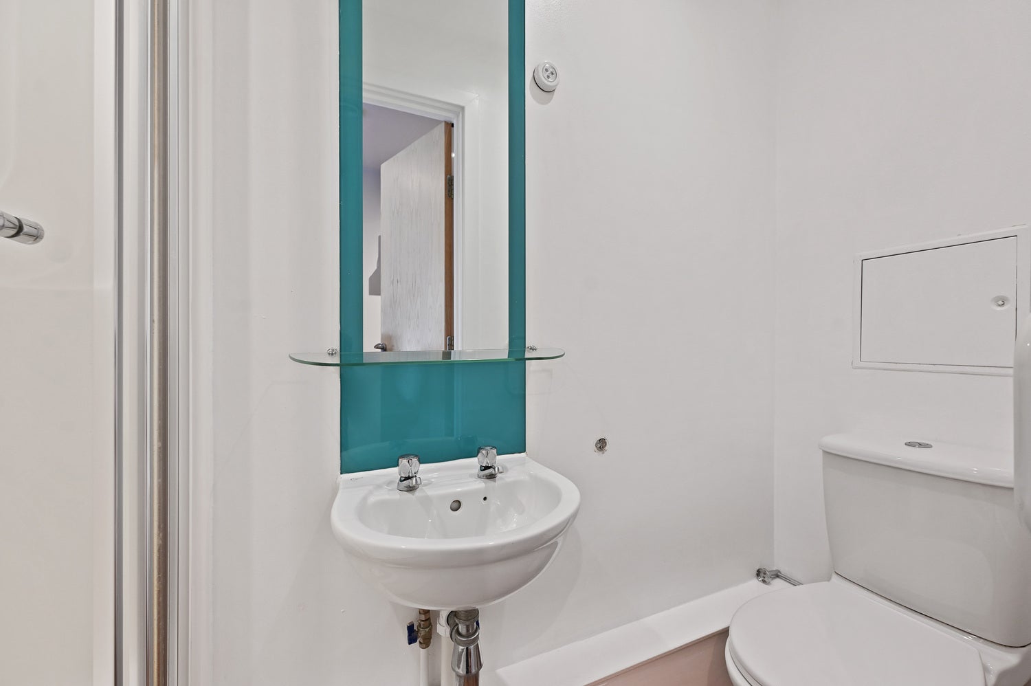 Room Westland Road in Watford