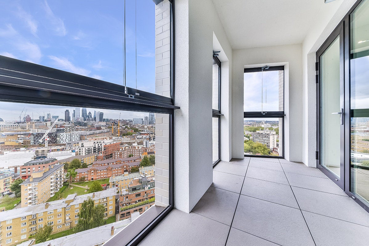 Flat Blackfriars Road in London