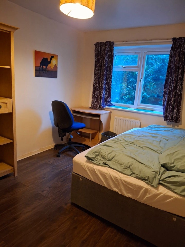 Room Croxford Gardens in Cherwell District