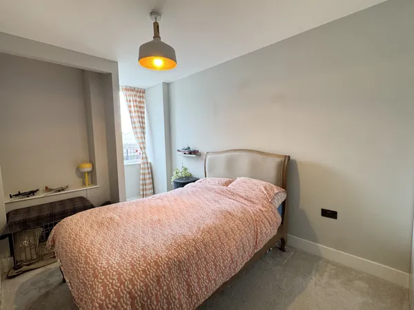 Flat St John's Road in Tunbridge Wells