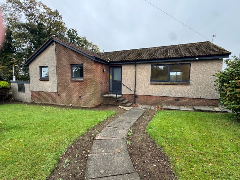 House Rintoul Avenue in Blairhall