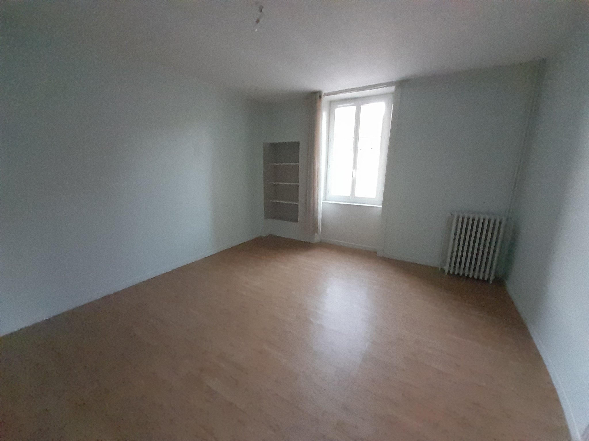 Appartement Rue de la Gare à Vic-sur-Cère