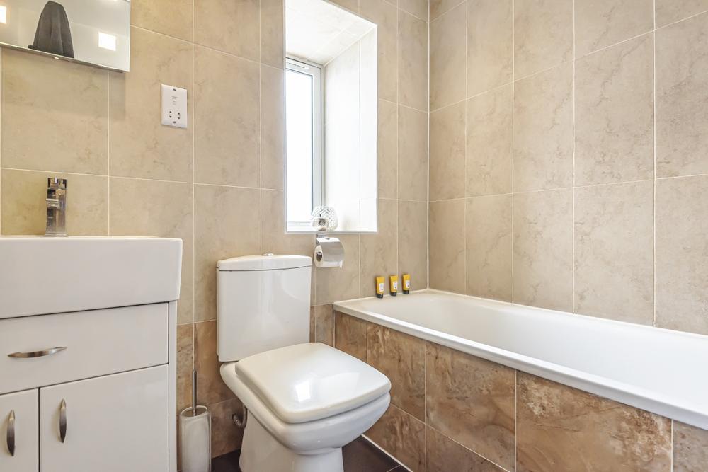 Flat Sloane Avenue in Greater London