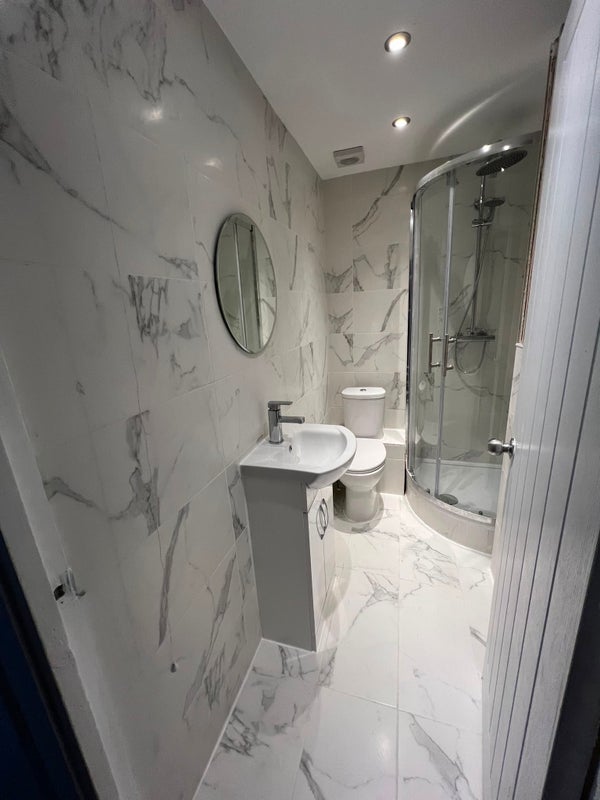 Room Patrick Connolly Gardens in Greater London