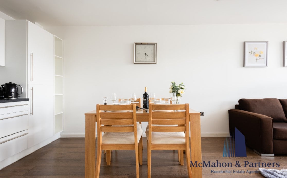 Flat Keyworth Street in Greater London
