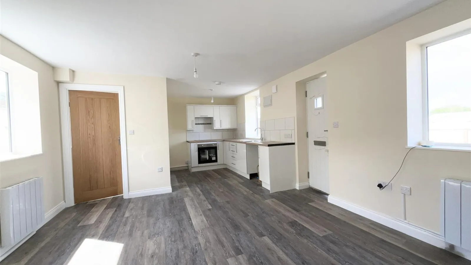 Flat Parsonage Street in Dursley