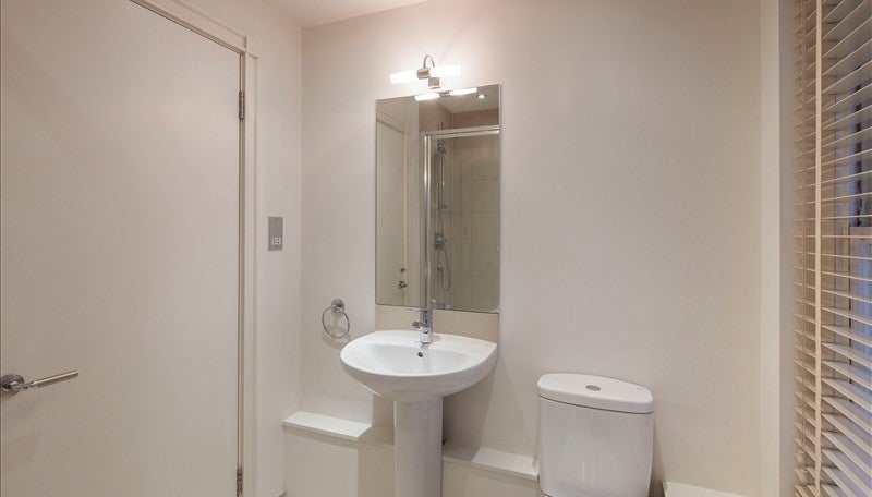Flat Fulham Road in Greater London