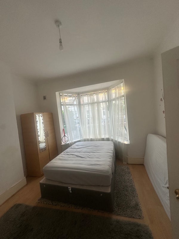 Room Richford Road in Greater London