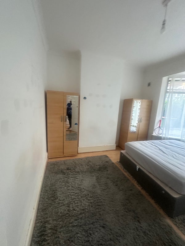 Room Richford Road in Greater London