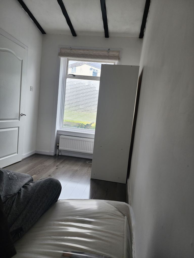Flat Thurston Road in Glasgow