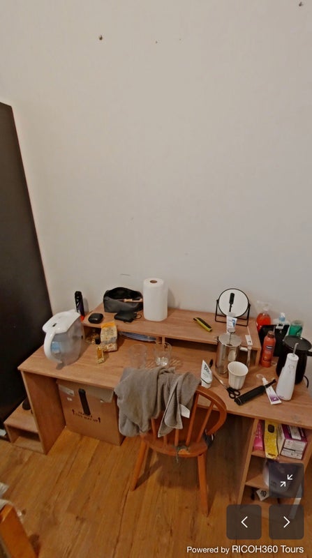 Room Cyrus Street in Greater London