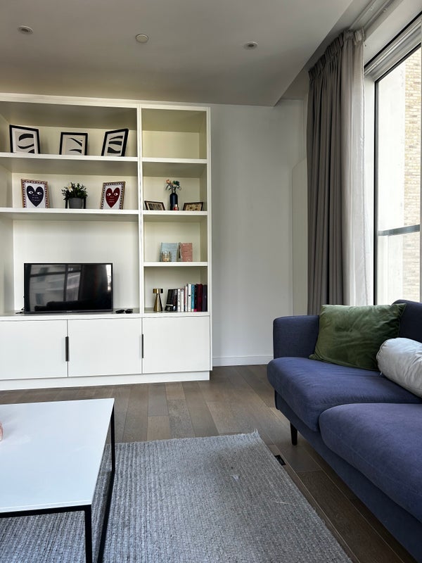 Room Fortunes Walk in Greater London