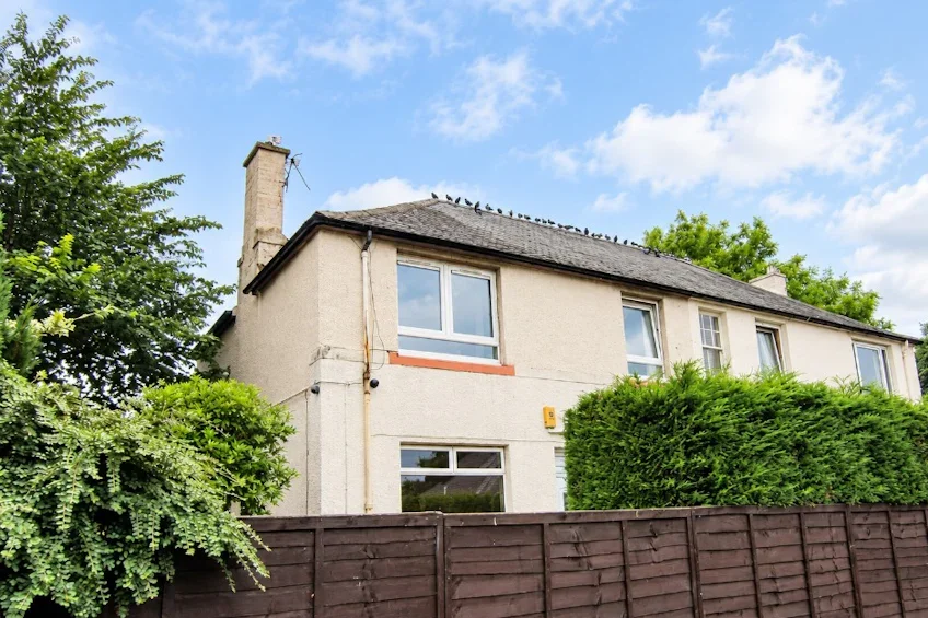 Flat Stenhouse Avenue in City of Edinburgh